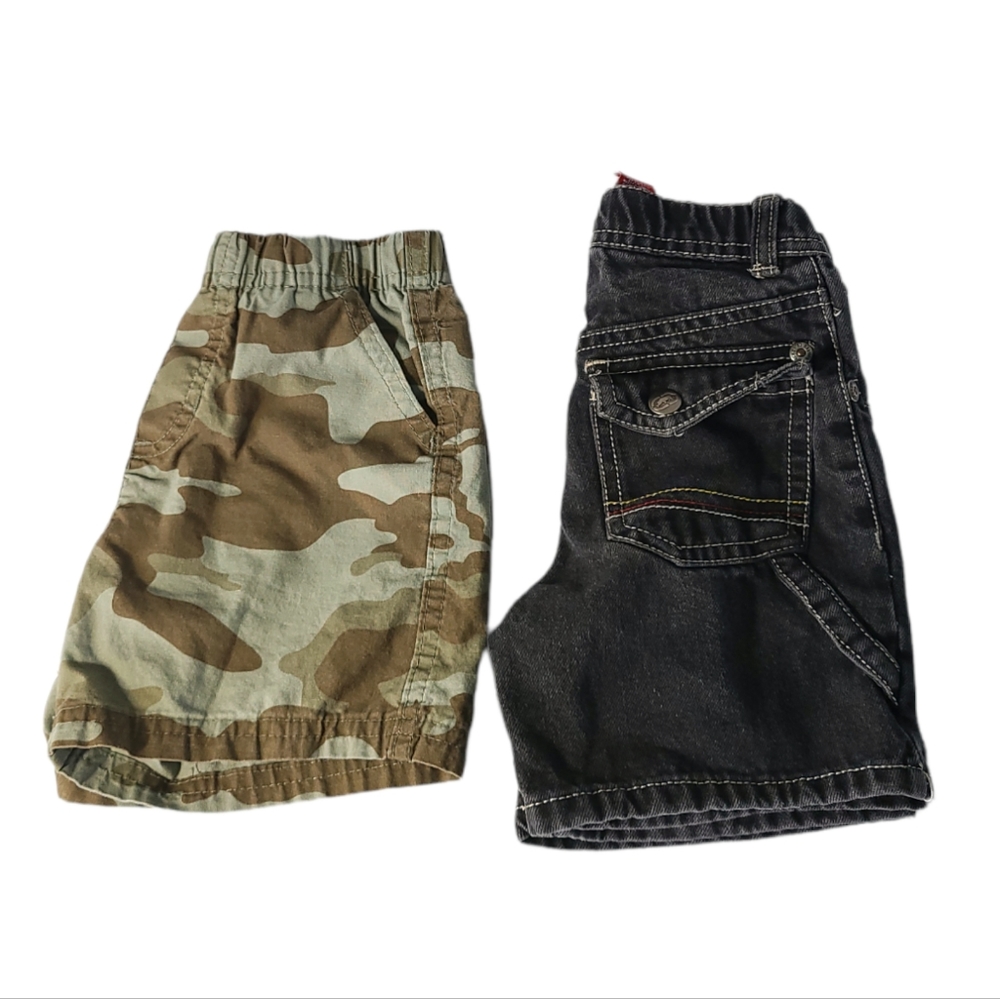 Bundle of (2) two toddler boys shorts 18 months